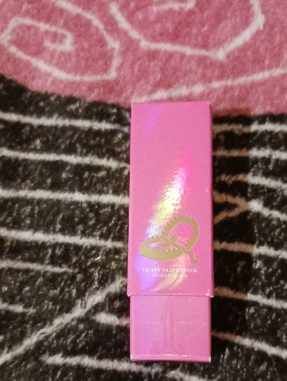 Jeffree Star Pink Lipstick - Bright Pink Packaging